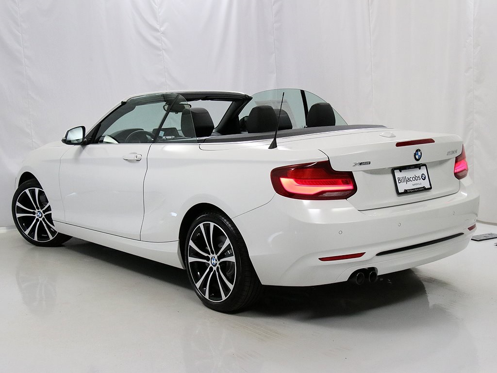 Pre-Owned 2020 BMW 2 Series 230i xDrive 2D Convertible in Naperville #